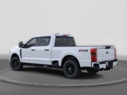 Ford Super Duty F-250 SRW XL 4WD Crew Cab 6.75' Box 2026