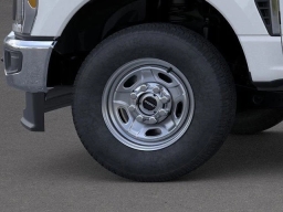 Ford Super Duty F-250 SRW XL 4WD Crew Cab 8' Box 2026