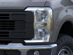 Ford Super Duty F-250 SRW XL 4WD Crew Cab 6.75' Box 2026