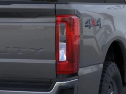 Ford Super Duty F-250 SRW XL 4WD Crew Cab 6.75' Box 2026
