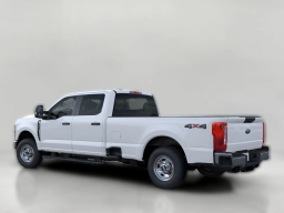 Ford Super Duty F-250 SRW XL 4WD Crew Cab 8' Box 2026