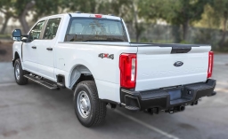 Ford Super Duty F-250 SRW XL 4WD Crew Cab 6.75' Box 2026