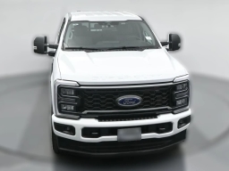 Ford Super Duty F-250 SRW XL 4WD Crew Cab 8' Box 2026