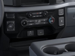 Ford Super Duty F-250 SRW XL 4WD Crew Cab 8' Box 2026