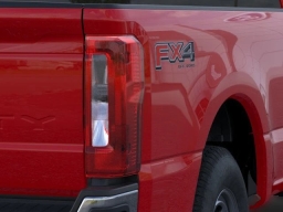 Ford Super Duty F-250 SRW XL 4WD Crew Cab 8' Box 2026