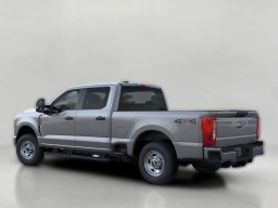 Ford Super Duty F-250 SRW XL 4WD Crew Cab 6.75' Box 2026