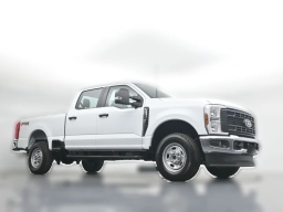 Ford Super Duty F-250 SRW XL 4WD Crew Cab 6.75' Box 2026