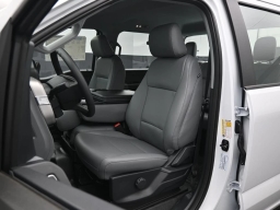 Ford Super Duty F-250 SRW XL 4WD Crew Cab 6.75' Box 2026