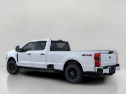 Ford Super Duty F-250 SRW XL 4WD Crew Cab 8' Box 2026