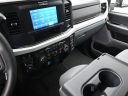 Ford Super Duty F-250 SRW XLT 4WD Crew Cab 6.75' Box 2026