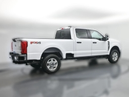 Ford Super Duty F-250 SRW XLT 4WD Crew Cab 6.75' Box 2026