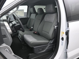 Ford Super Duty F-250 SRW XL 4WD Crew Cab 6.75' Box 2026