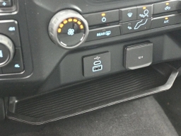 Ford Super Duty F-250 SRW XL 4WD Crew Cab 6.75' Box 2026