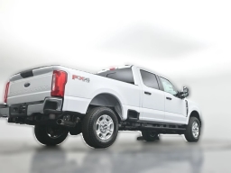 Ford Super Duty F-250 SRW XL 4WD Crew Cab 6.75' Box 2026