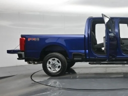 Ford Super Duty F-250 SRW XLT 4WD Crew Cab 6.75' Box 2026