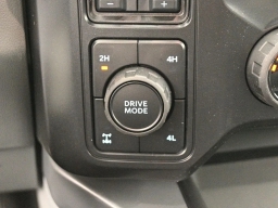 Ford Super Duty F-250 SRW XLT 4WD Crew Cab 6.75' Box 2026