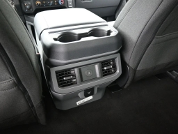 Ford Super Duty F-250 SRW XLT 4WD Crew Cab 6.75' Box 2026