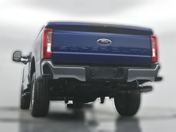 Ford Super Duty F-250 SRW XLT 4WD Crew Cab 6.75' Box 2026