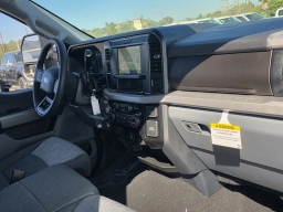 Ford Super Duty F-250 SRW XLT 4WD Crew Cab 6.75' Box 2026