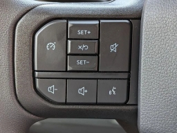 Ford Super Duty F-250 SRW XL 4WD Crew Cab 8' Box 2026