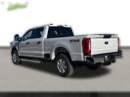 Ford Super Duty F-250 SRW XLT 4WD Crew Cab 6.75' Box 2026