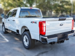Ford Super Duty F-250 SRW XLT 4WD Crew Cab 6.75' Box 2026