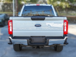Ford Super Duty F-250 SRW XLT 4WD Crew Cab 6.75' Box 2026