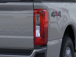 Ford Super Duty F-250 SRW XLT 4WD Crew Cab 6.75' Box 2026