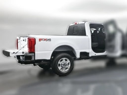 Ford Super Duty F-250 SRW XLT 4WD Crew Cab 6.75' Box 2026