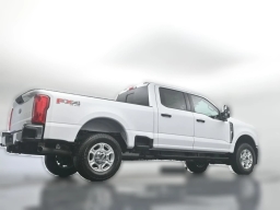 Ford Super Duty F-250 SRW XLT 4WD Crew Cab 6.75' Box 2026