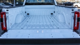 Ford Super Duty F-250 SRW XL 4WD Crew Cab 8' Box 2026