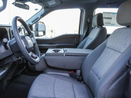Ford Super Duty F-250 SRW XL 4WD Crew Cab 8' Box 2026