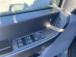 Ford Super Duty F-250 SRW XLT 4WD Crew Cab 6.75' Box 2026