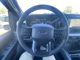 Ford Super Duty F-250 SRW XLT 4WD Crew Cab 6.75' Box 2026