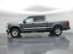 Ford Super Duty F-250 SRW XLT 4WD Crew Cab 6.75' Box 2026