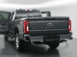 Ford Super Duty F-250 SRW XLT 4WD Crew Cab 6.75' Box 2026
