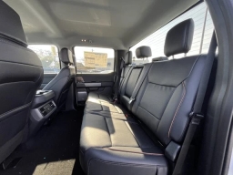 Ford Super Duty F-250 SRW LARIAT 4WD Crew Cab 6.75' Box 2026