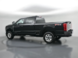 Ford Super Duty F-250 SRW XLT 4WD Crew Cab 6.75' Box 2026