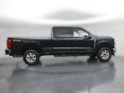 Ford Super Duty F-250 SRW XLT 4WD Crew Cab 6.75' Box 2026