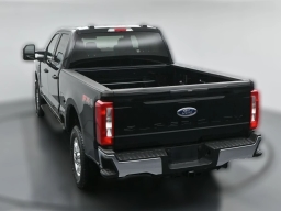 Ford Super Duty F-250 SRW XLT 4WD Crew Cab 6.75' Box 2026