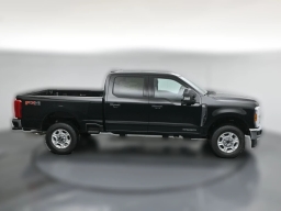 Ford Super Duty F-250 SRW XLT 4WD Crew Cab 6.75' Box 2026