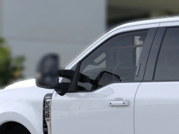 Ford Super Duty F-250 SRW LARIAT 2WD Crew Cab 8' Box 2026