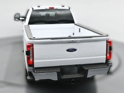 Ford Super Duty F-250 SRW XLT 2WD Crew Cab 8' Box 2026