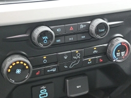 Ford Super Duty F-250 SRW XLT 2WD Crew Cab 8' Box 2026