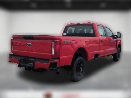 Ford Super Duty F-250 SRW XL 4WD Crew Cab 8' Box 2026