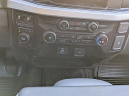 Ford Super Duty F-250 SRW XL 4WD Crew Cab 8' Box 2026