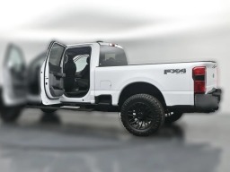 Ford Super Duty F-250 SRW XLT 4WD Crew Cab 6.75' Box 2026