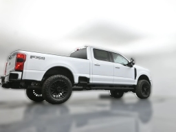 Ford Super Duty F-250 SRW XLT 4WD Crew Cab 6.75' Box 2026