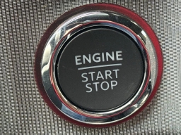 Ford Super Duty F-250 SRW Platinum 4WD Crew Cab 6.75' Box 2025