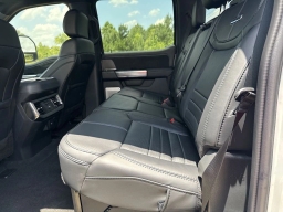 Ford Super Duty F-250 SRW Platinum 4WD Crew Cab 6.75' Box 2025